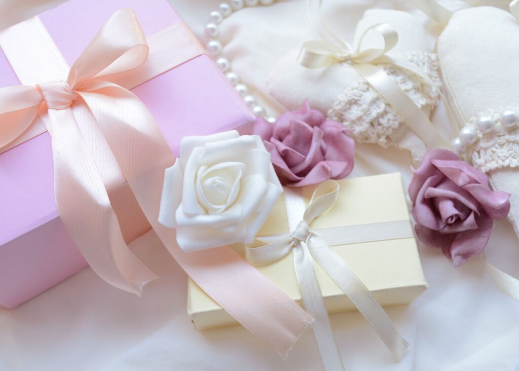 Wedding Gifts add that to your bridesmaid checklist