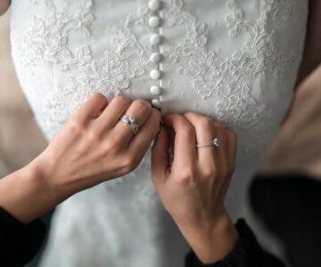 The Best Simple Wedding Dress Shop Guide